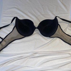 Maidenform Black Bra. 38C